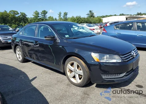 2014 Volkswagen Passat S z USA, uszkodzony, nr VIN 1VWAT7A30EC045942